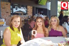 Noemi López,  Andrea López y Claudia Lazalde
