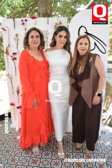 Nora López, Ivania Gonzalez y Lupita Navarro
