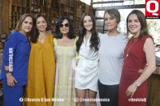 Olga Moreno, Rocío Belenguer, Maruja Moreno, Natalia Madera, Bertha Moreno y Ana Paula Montes de Oca