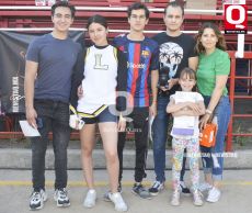 Jorge Marumoto, Valeria Magaña, Marcelo Becerra, Ander Becerra, Karen de Anda y Victoria Becerra