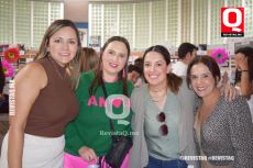 A   Erika Sifuentes, Vanessa Ramírez, Estefanía García y Fabiola Alba