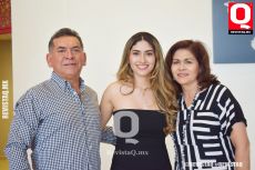 Héctor Valenzuela, Daniela Valenzuela y Concepción Martínez