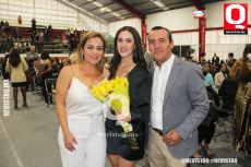 Lorena Hernadez, Deira Paulina Lozano y Alejandro Lozano