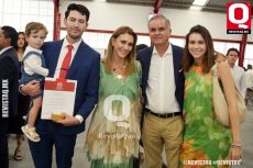 A   Axel Calderón Jiménez, Edna Jiménez, Jerico Morfín y Renata Calderón de Toriello