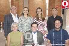 Arq. Rafael Pérez, Ivonne Pérez, Marcela Orozco, Gustavo González, Ligia Gómez, Reptor Luis Alfonso González y Mario Montemayor