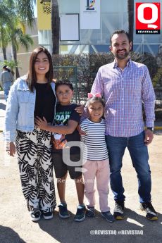 Beatriz Figueroa, Raúl García, Ana Sofía García y Luis Arturo García
