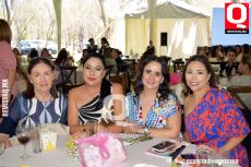 Tana Felix,  Araceli Ramírez,  Corina González y Magda Márquez