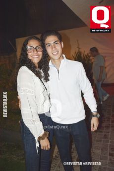 Paola Durán e Isaác Plascencia