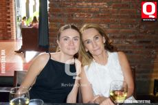 Ahlin Morven y Carolina Ochoa