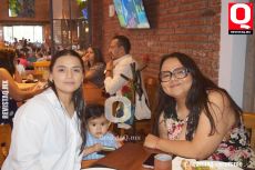 Diana Montoya y Aranza Castañeda