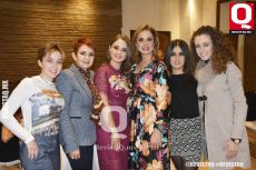 Camila González, Luz Adriana Loza, Sandra Loza, Sandra Muñoz, Daniela Dávalos y Ana Sofía González