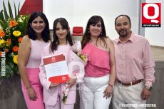 Sayra Vargas, Fernanda Vargas, Lula Navarro y José Vargas