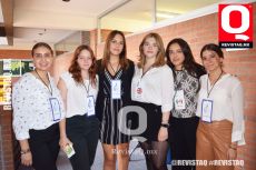 A   Regina García, Tania Mier, Ximena Ossio, Daniela Macías Vazquez y Pamela Hernández