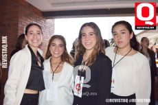 Regina Medrano, Ilse González, Mariola Martínez y Sofía Chávez