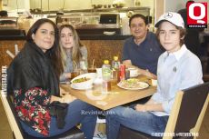 Luis Zárate, Míriam Hernández, Luza Zárate y Luis Raúl Zárate