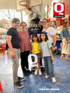 Directora General del Colegio Miraflores, Lic. Alicia Vargas Morales.