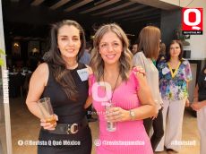 Cristina Avila  y Gaby Andrade