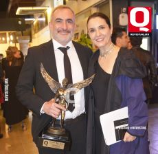 A  Los famosos Daniel Martínez y su esposa Verónica Merchant