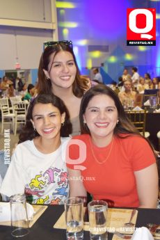 Lili Gutiérrez, Azeneth Bedolla y Andrea Arteaga