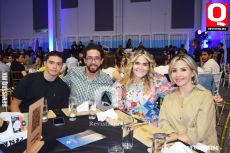 Mateo Borunda, Marco Borunda, Paola Ramírez y Karla Guzmán