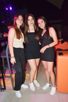 Paloma Espinoza, Paola Romero y Alexa Vargas