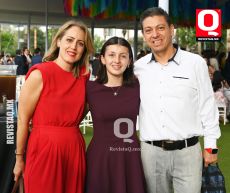 Martha Aranda, Arantza Castañeda y Simón Castañeda