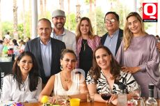 Padres de familia del Miraflores
