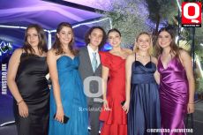 A  Regina Quesada Arias, Ximena Elizondo, Juan Pablo Robles, Isabel González, Luciana Villalobos y Ciara Falcón