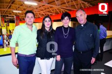 Jaime Güemes, Arabella Márquez, Marissa Garza y Padre L.de C. Patrick O´Connell