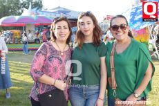 Karina Guevara, Valeria Inzunza y Tony Peter