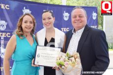 Elvira Valtierra, Azul Servín y Jesús Servín