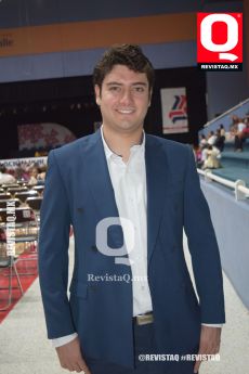 Óscar López