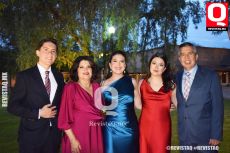 Jorge Gómez,  Georgina Gómez,  Gina Gómez,  Mariana Gómez y Jorge Gómez