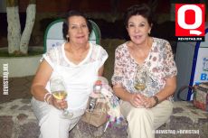 Yolanda Muñoz y Carolina Merino Abuelas de Mauricio Muñoz Arroyo