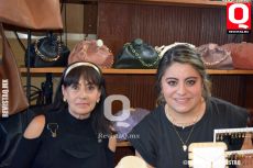 Guadalupe Gutiérrez y Ana Julia Pamplona