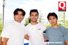 Rafael Barajas,  Vicente Farfán y Andrés Watannabe
