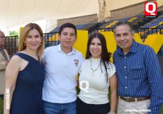 Norma González,  Alfredo Ortiz,  Carmina Ortiz y Alfredo Ortiz