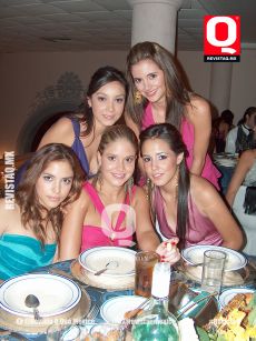 Estefania Mares,Sofia Rogenhofer,Liz Gutiérrez,Renata Pons y Regina Ruíz