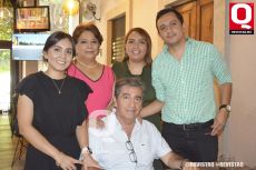 Andrea García, Patricia Romero, Karla García, Omar García y Pedro García