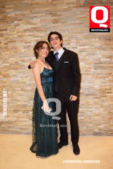 Itzel Ramos e Ian Charles