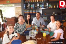 Sofía Ibarra, Laura Telles,  Carolina, Ibarra, Gabriel Campos,  Ilda Medina y Roxana Campos Ibarra