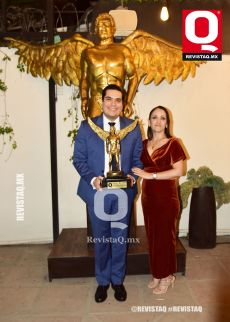 Lic. Uriel Izaskun y Blanca Coronado