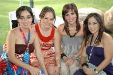 Beatriz Hernádez, Laura Calderon,Vero Zendejas y Leonor Ontiveros