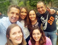 TÍO Y SOBRINAS Y SOBRINO Gerardo Aguirre, Irazu Atilano Aguirre, Bere Elizondo Aguirre, Marco Aguirre, Chantal Aguirre y Cecilia Aguirre