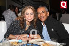 Marisol Ruenes y Víctor Flores