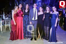 A  Natalia Guerrero, Mónica Valdez, Fernanda Valdez, Fabián Succar, Regina Valdez, Sofía Valdez y Ximena Valdez