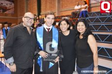Héctor Alvarado, Sebastián Alvarado, Mayra Cruz y Mayte Cruz