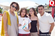 Sandra Villagómez, Valeria Romero, Valentina Romero y Alberto Romero