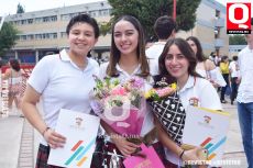 Ximena Damian, René Reséndiz y Natalia Hernández