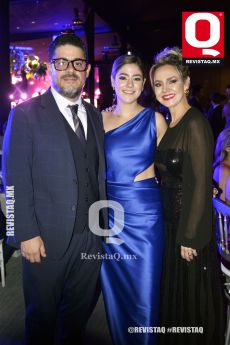 Jorge Vázquez, Alejandra Vázquez y Flor Gallardo